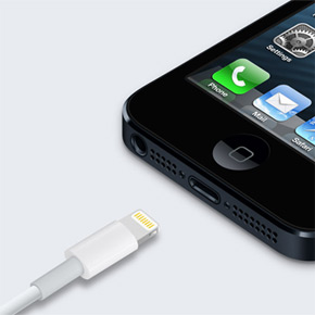 iPhone 5 in detail: Lightning Connector